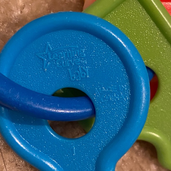 Baby bundle! 👶 Dr Browns teether, key ring toy & car seat rear view mirror - Picture 5 of 16